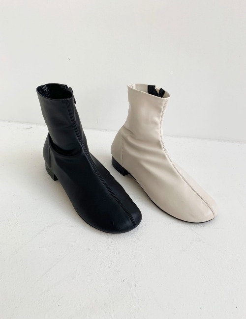 circle ankle boots