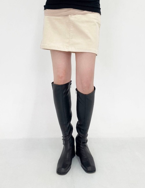simple line long boots