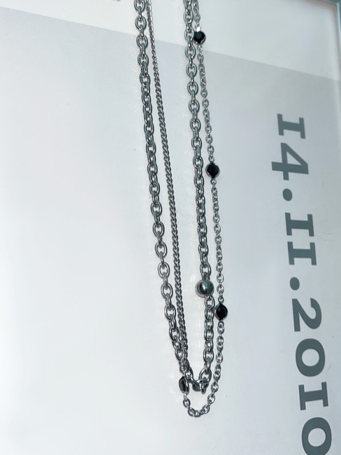 [ surgical steel ] two-line black ball necklace