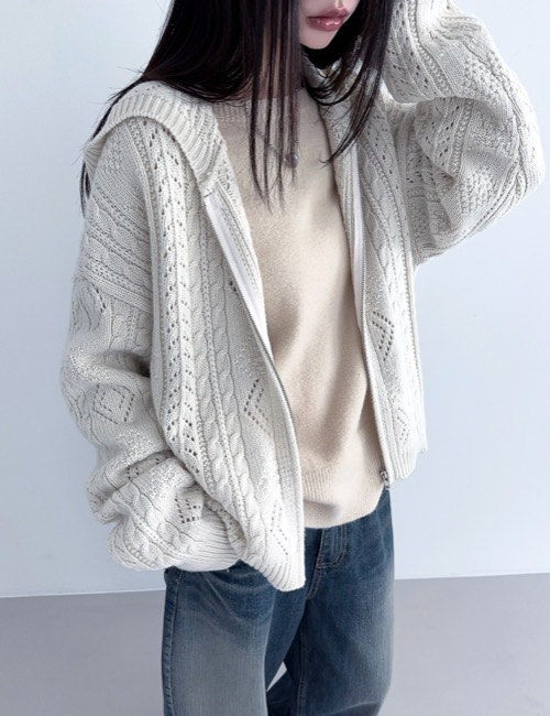 wool cable knit hood zip-up
