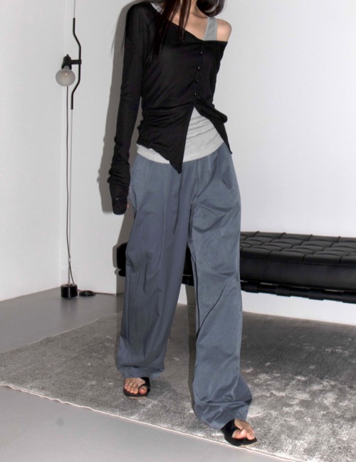 [MADE] refine luster pintuck maxi pants / blue charcoal